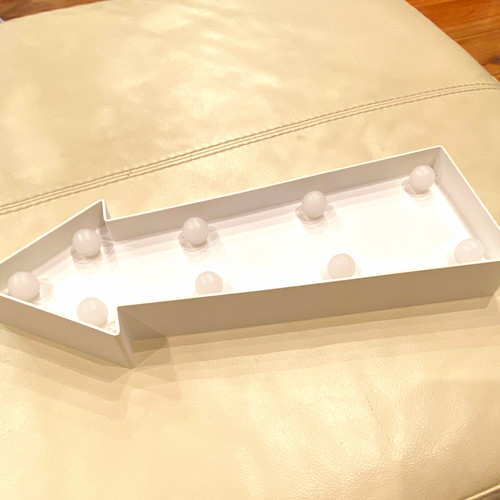Led white arrow - white, wall