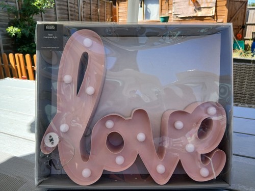 Love light sign - sign, marquee
